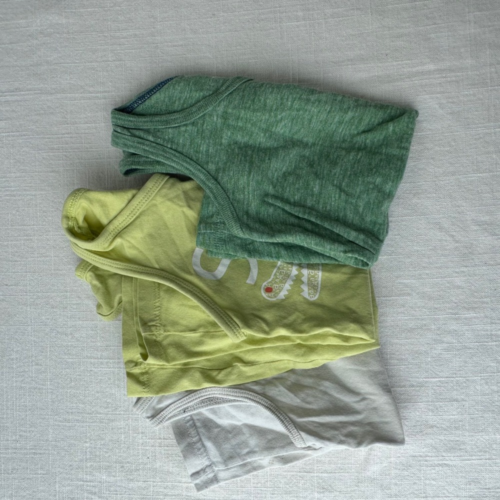 Baby Gap Junk Food H&M Toddler Boys Tank Top Bundle Batman Alligator 12-24M - Picture 7 of 7